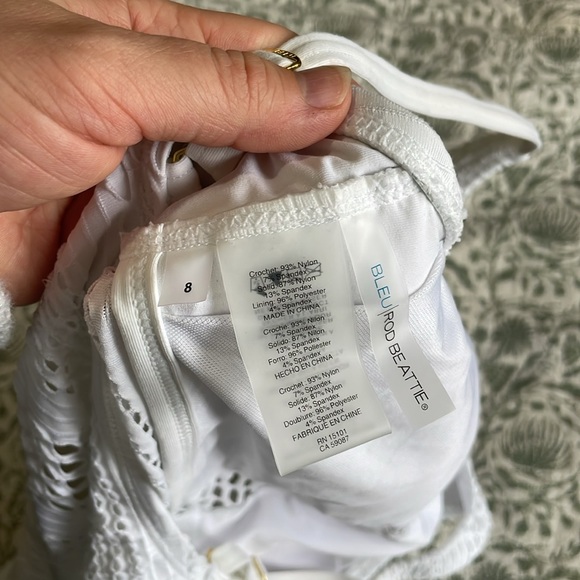 NWOT Blue Rod Beattie one piece swimsuit white size 8 - Picture 4 of 4